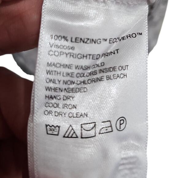 Tommy Bahama Veracruz Cay Hidden Paradise Short Sleeve Shirt Off White Size XXL - Picture 8 of 9